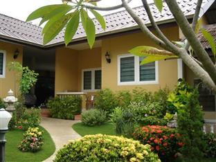 Holiday Village And Natural Garden Resort Phuket Exterior foto